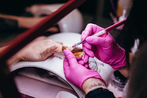 7 Dicas para manicure fidelizar clientes